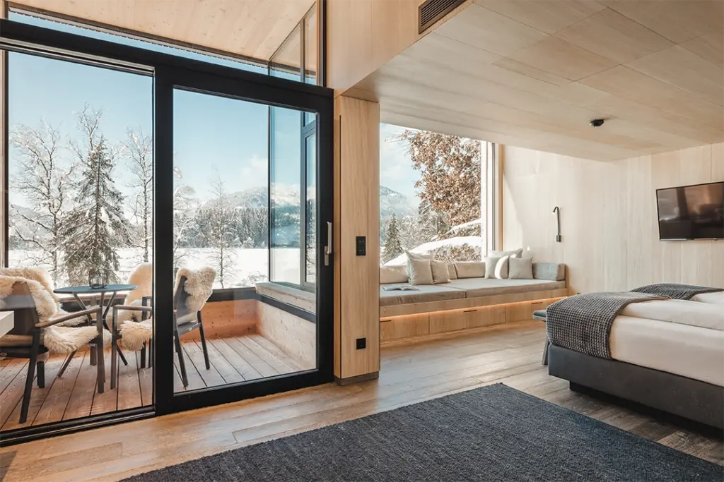 Zimmer mit Ausblick im Alpenhotel Kitzbühel
