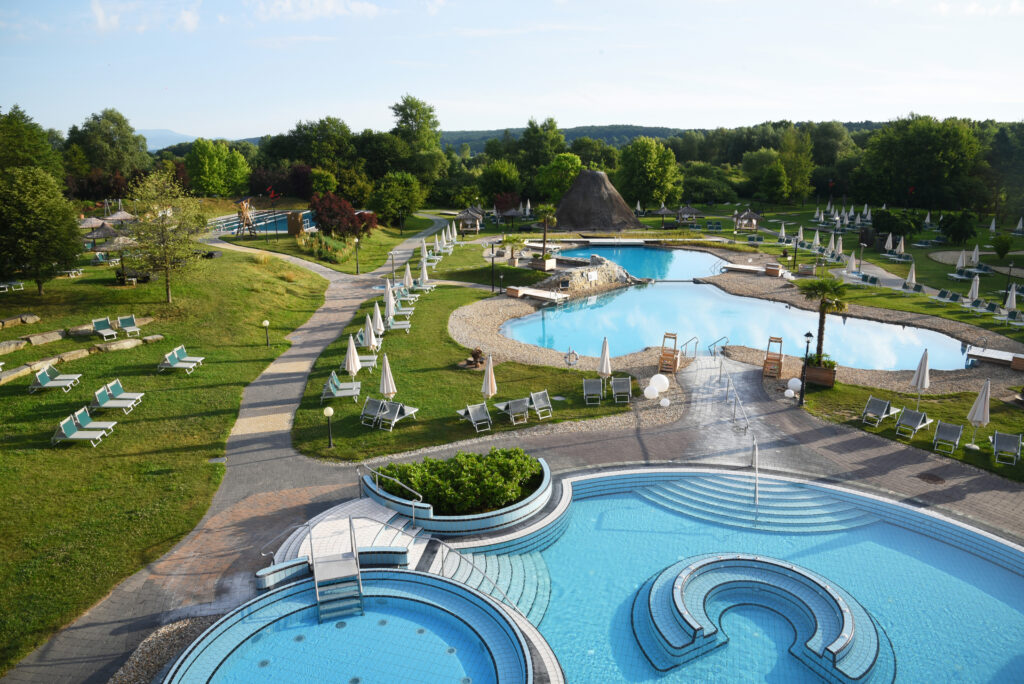 Rogner Bad Blumau Poollandschaft